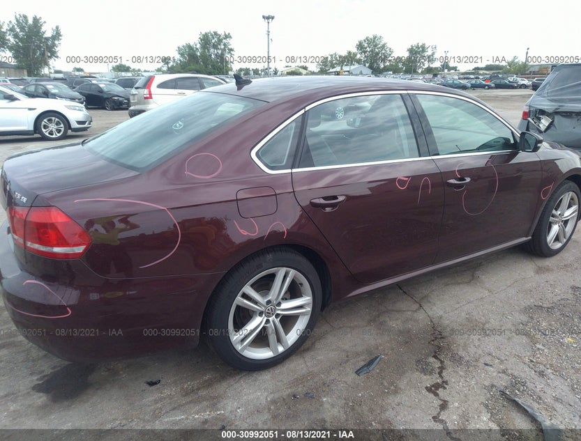 1VWBS7A33EC101864
