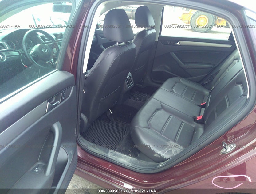 1VWBS7A33EC101864