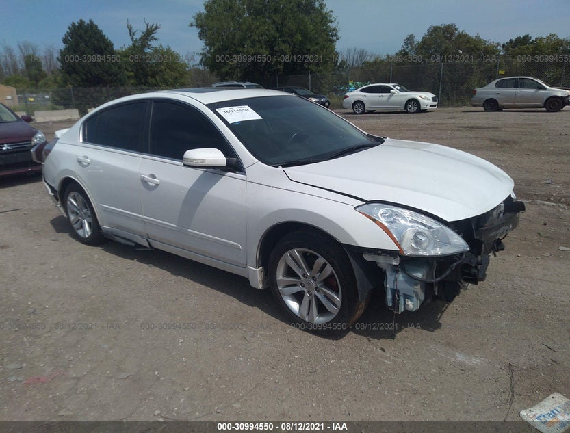 1N4BL2AP8CN409657