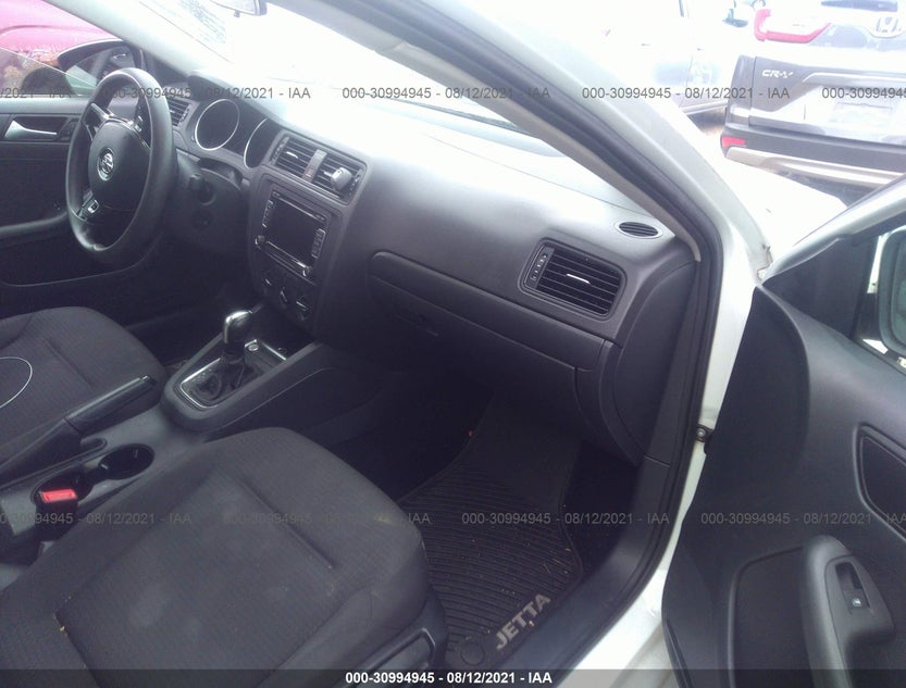 3VW2K7AJ8FM251452