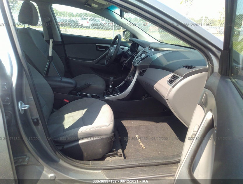 5NPDH4AE9DH284975