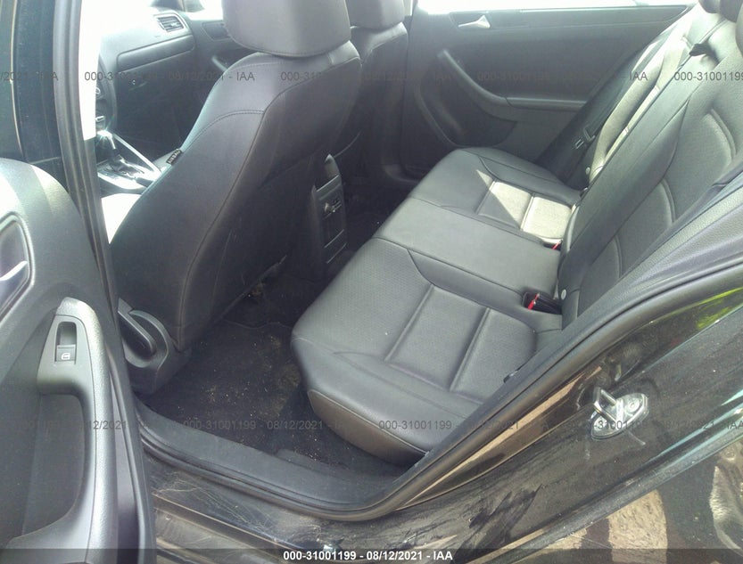 3VWDX7AJ5CM408764