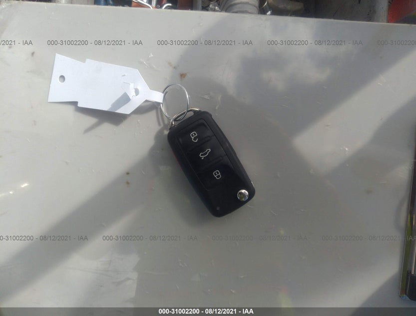 3VW2K7AJ2DM276196