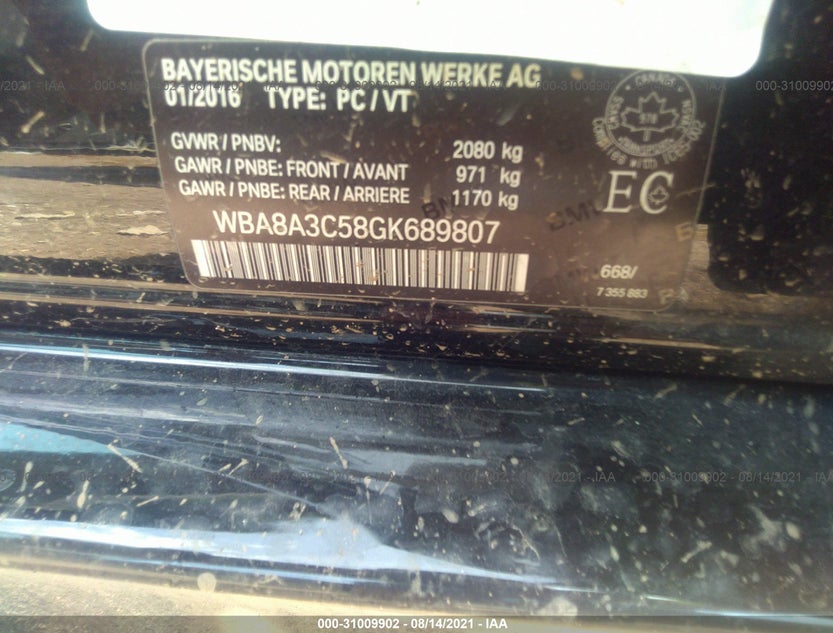 WBA8A3C58GK689807