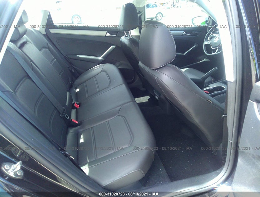 1VWSA7A33LC008746