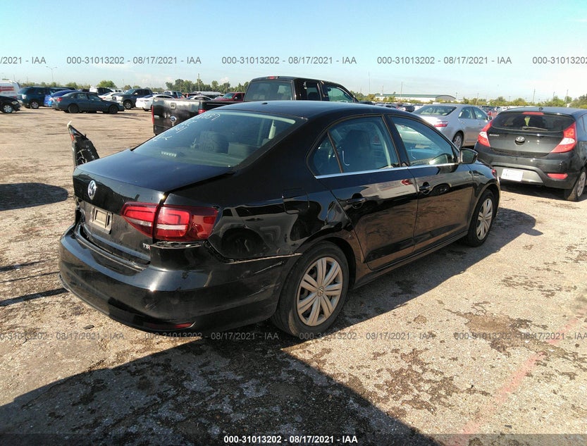 3VW2B7AJ4HM393011
