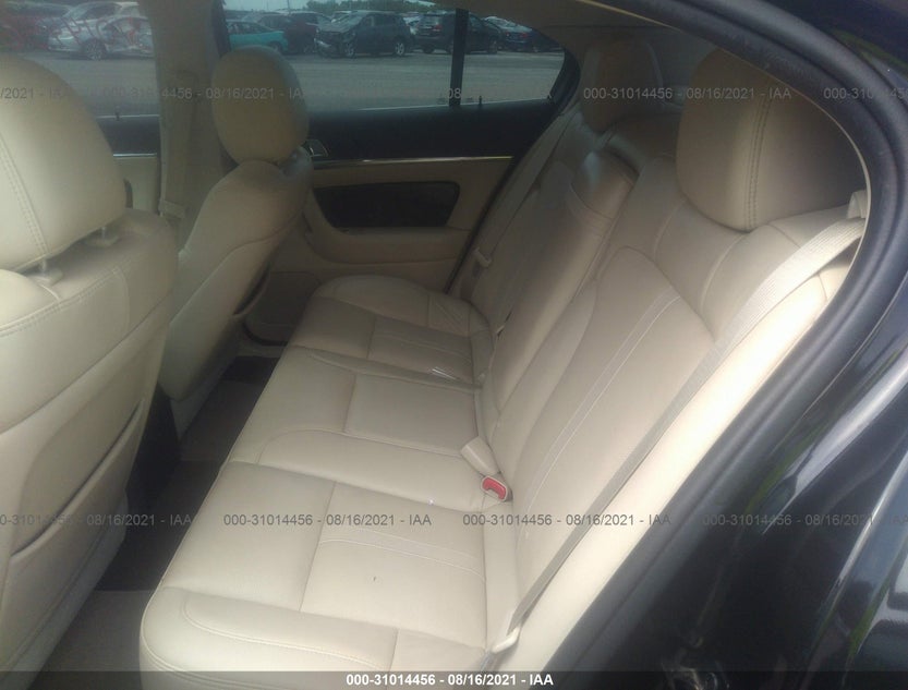 1LNHL9FT1EG610144