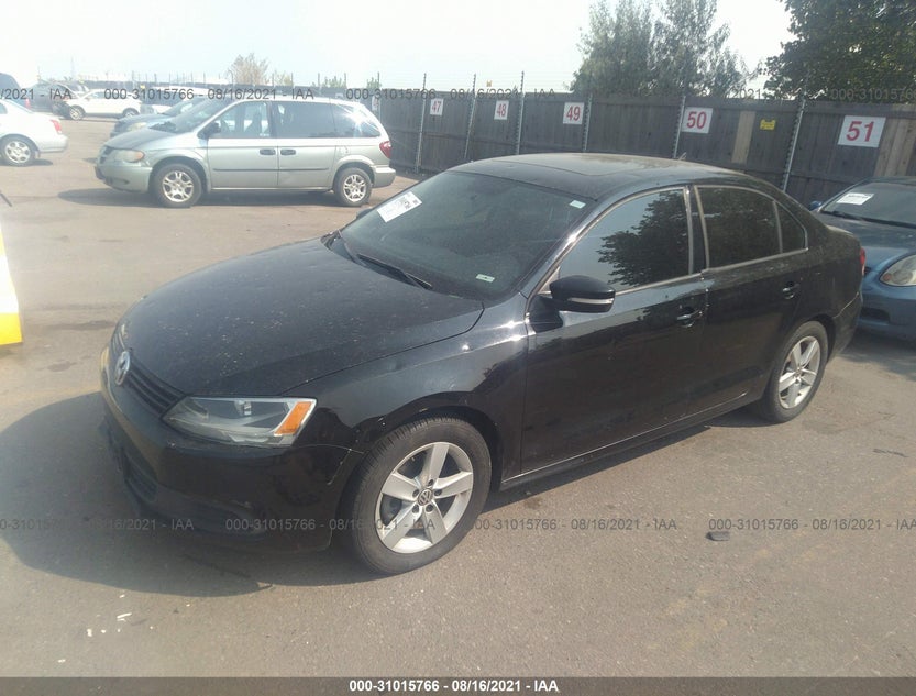 3VWLL7AJ3CM339760