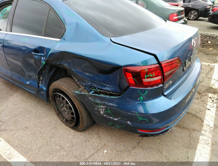 3VW2B7AJ5HM361572