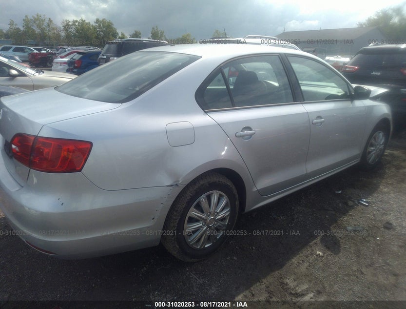 3VW2K7AJ4DM254460