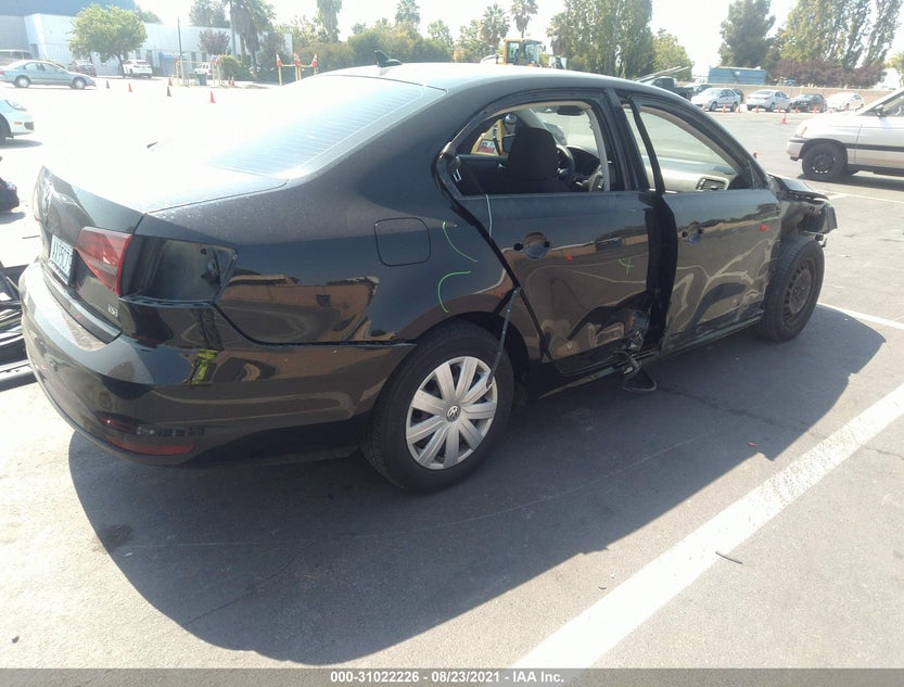 3VW267AJ5GM387382