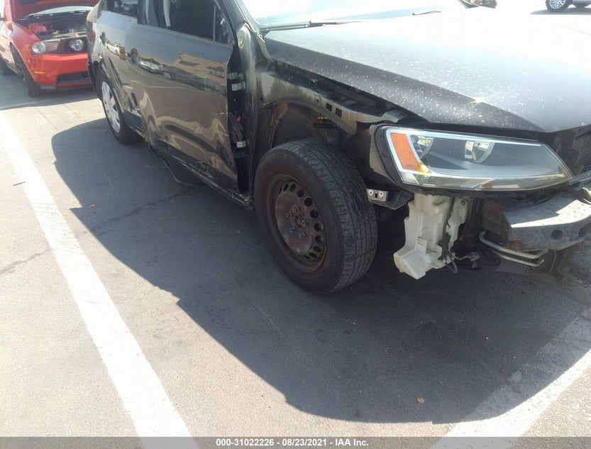 3VW267AJ5GM387382