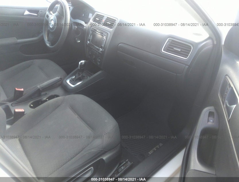 3VW2K7AJ7BM336325
