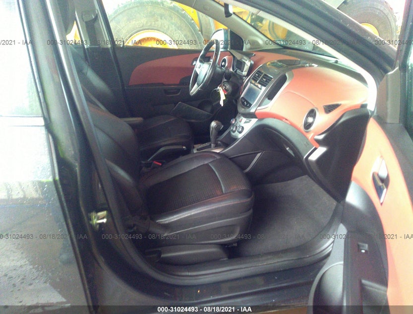 1G1JE5SB1F4119350