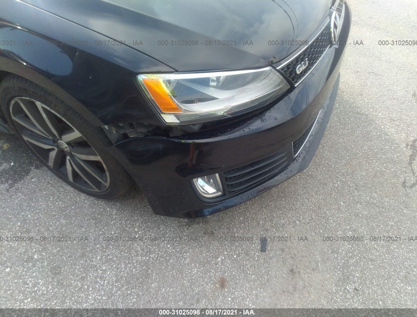 3VW4T7AJ3EM214751