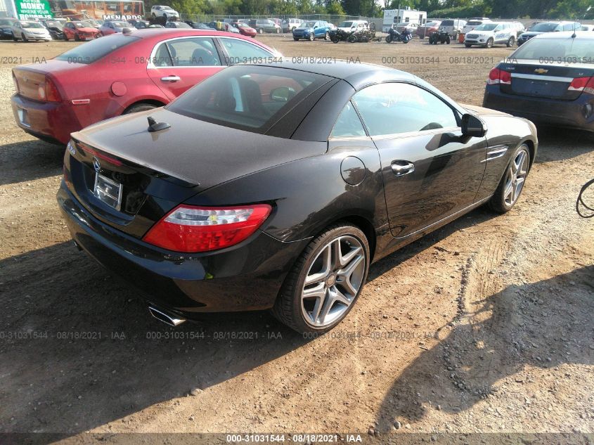 VIN WDDPK5HA9DF052206 2013 Mercedes-Benz SLK-Class,... no.4