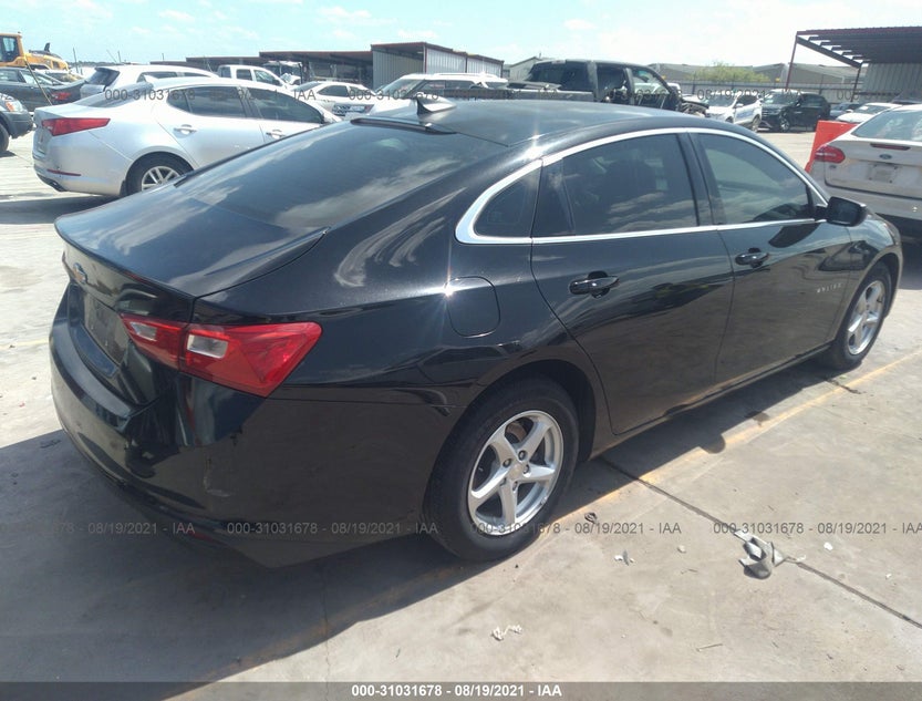 1G1ZB5ST3HF131074