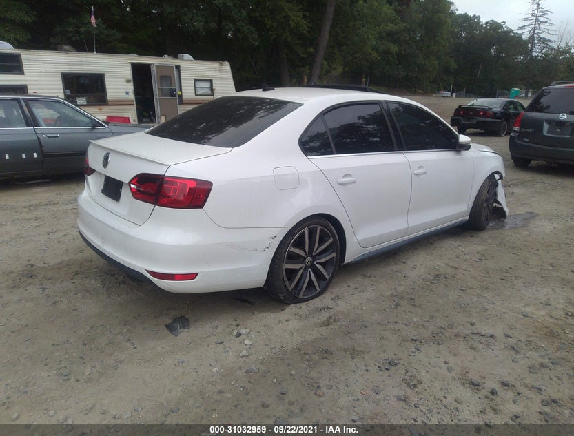 3VW4A7AJ4CM341222