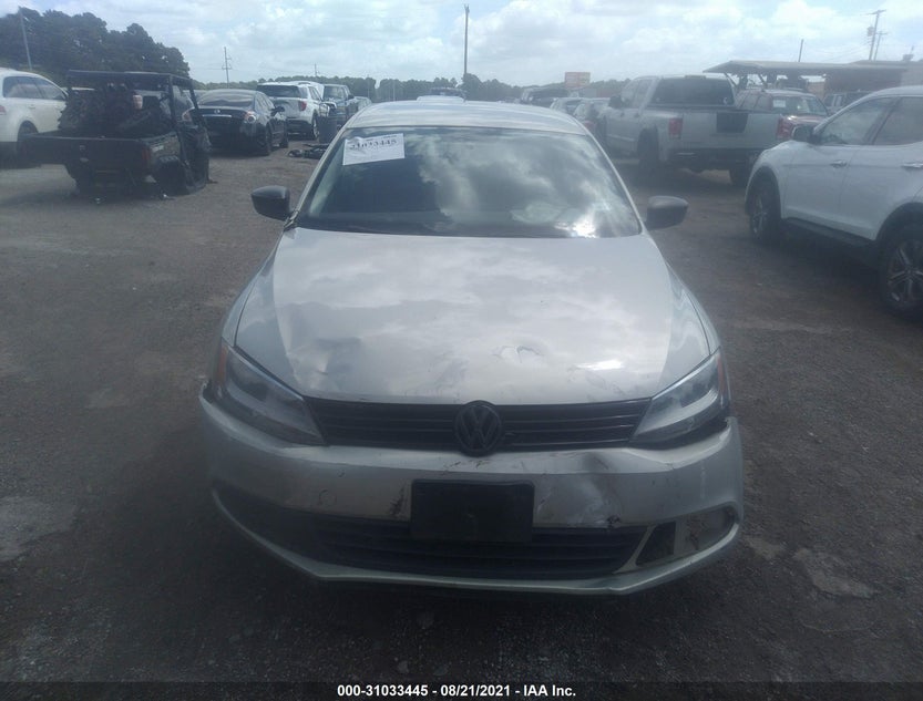 3VW2K7AJ6BM392739