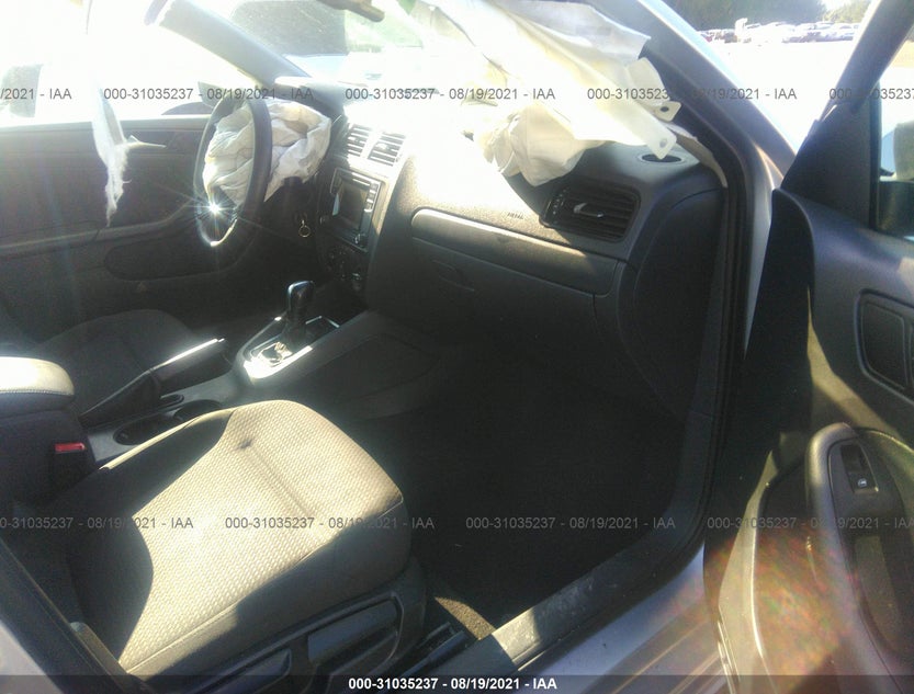 3VW267AJ9GM222242