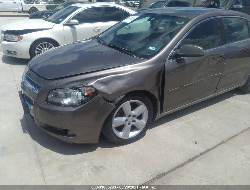 1G1ZD5EU5CF318100