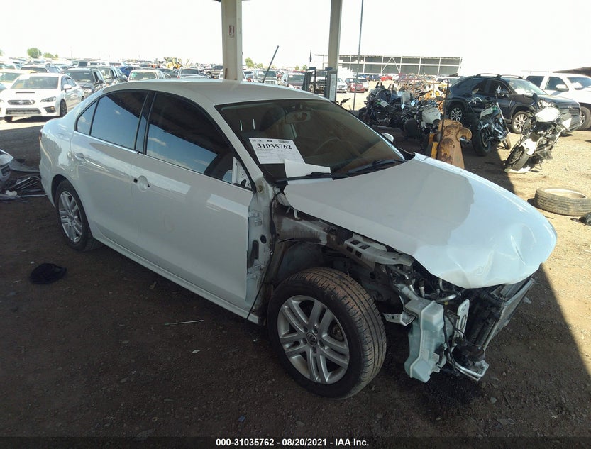 3VW2B7AJXHM310942