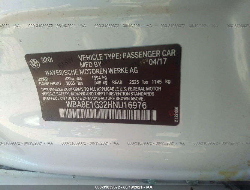 WBA8E1G32HNU16976