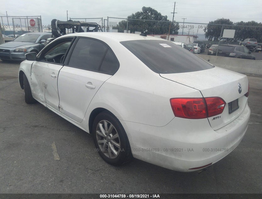 3VWDP7AJ5CM379878