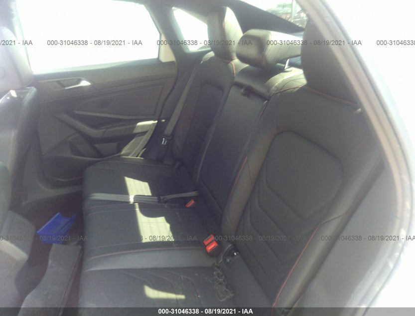3VW5T7BU7KM180208