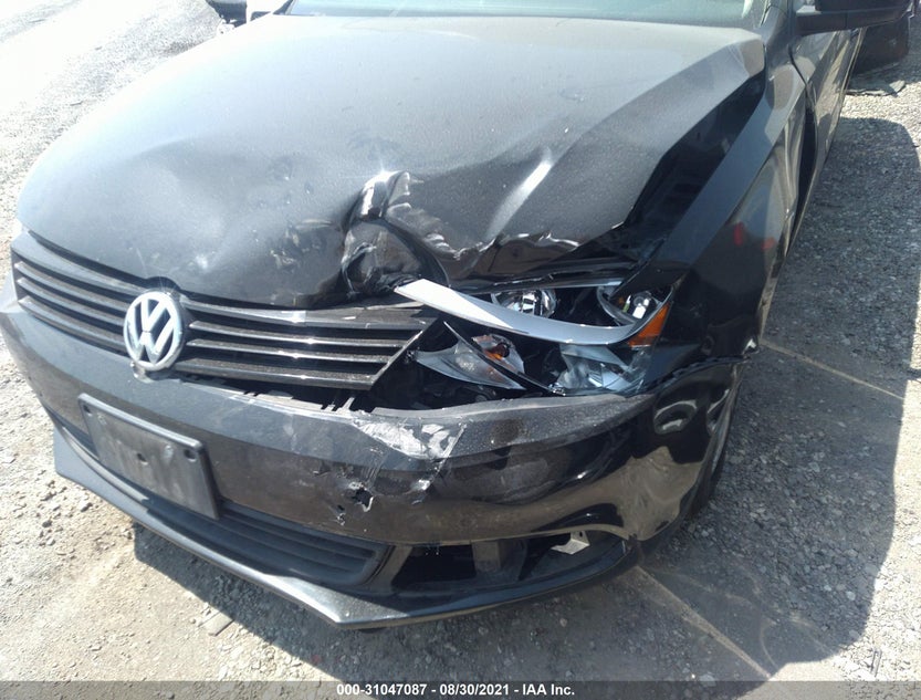 3VW2K7AJXDM411344