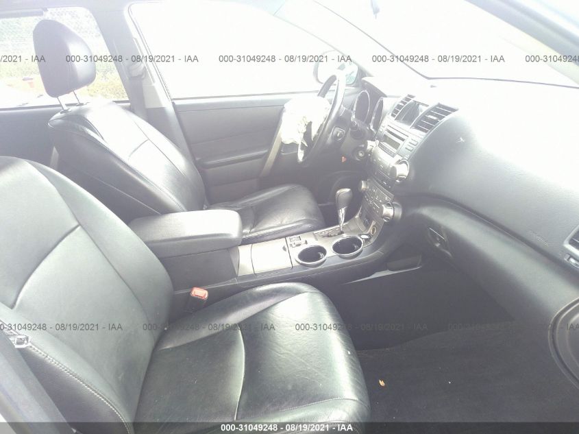 5TDJK3EH8AS033650 2010 Toyota Highlander Se V6