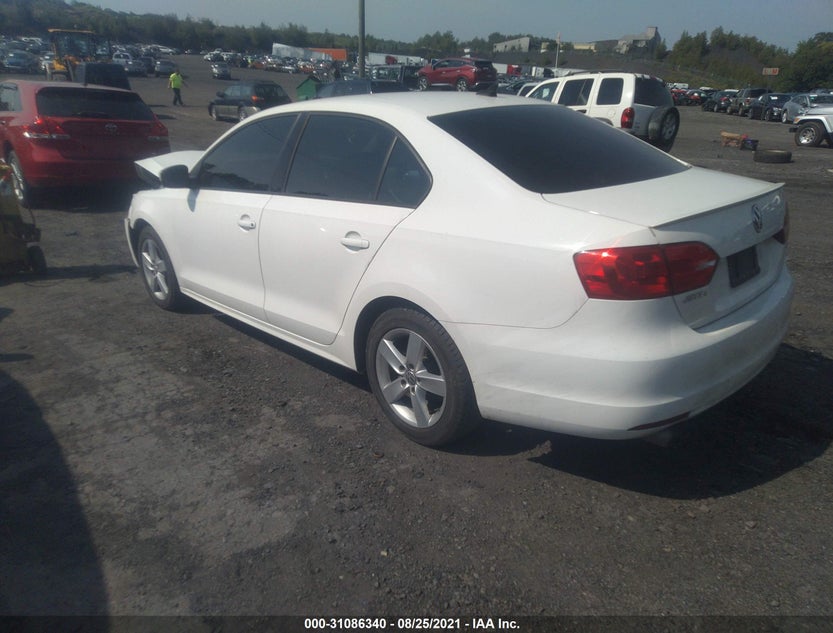 3VW3L7AJ6CM408991