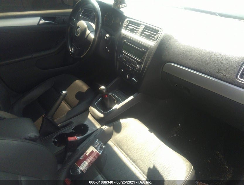 3VW3L7AJ6CM408991