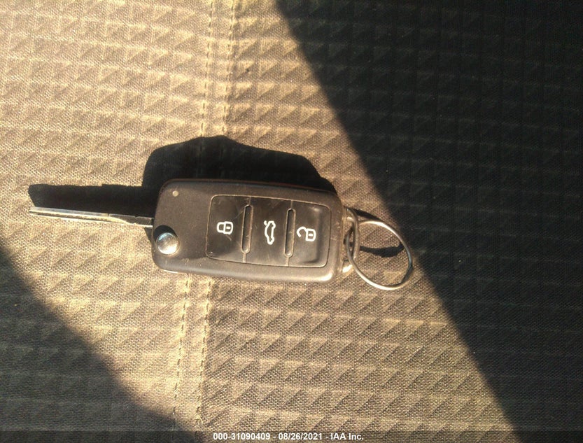 3VW1K7AJ8FM357590