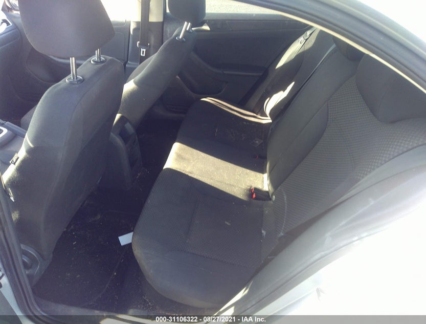 3VW2K7AJ4EM305652