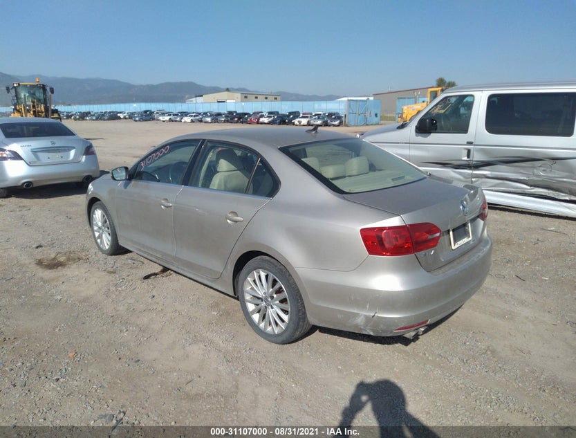 3VWLL7AJXDM235624