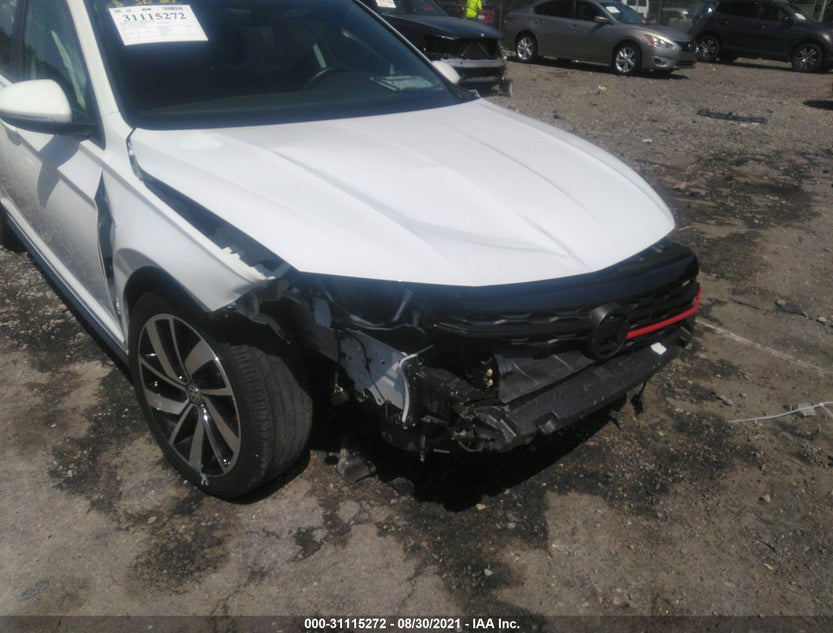 3VW5T7BUXLM072246