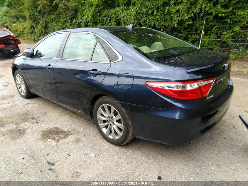 4T1BD1FK0HU228284 2017 Toyota Camry Hybrid Xle