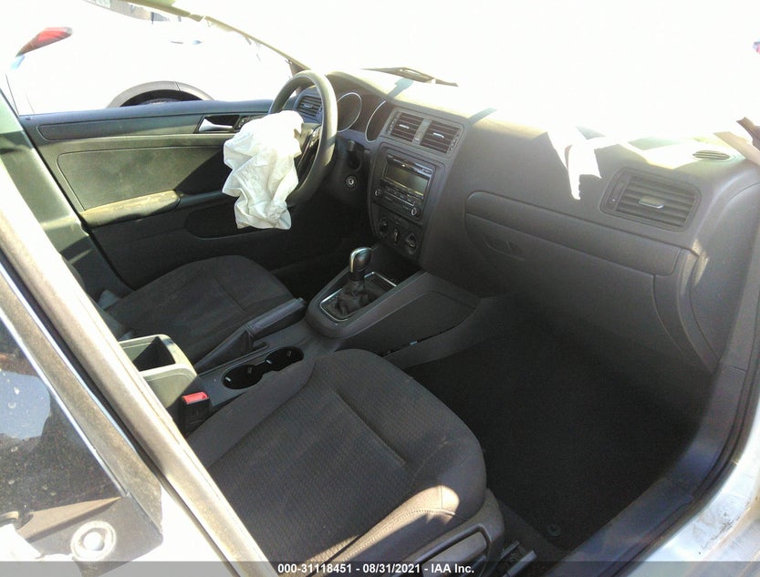 3VW2K7AJ6FM331655