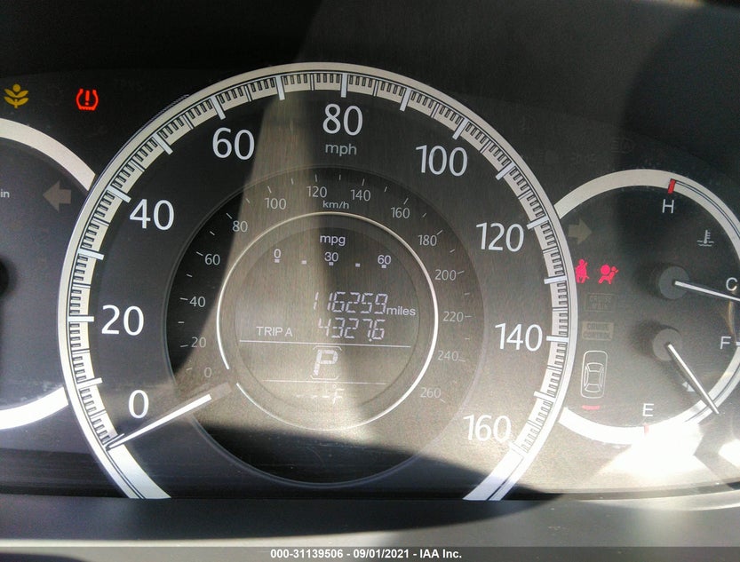 1HGCR2F34DA236555