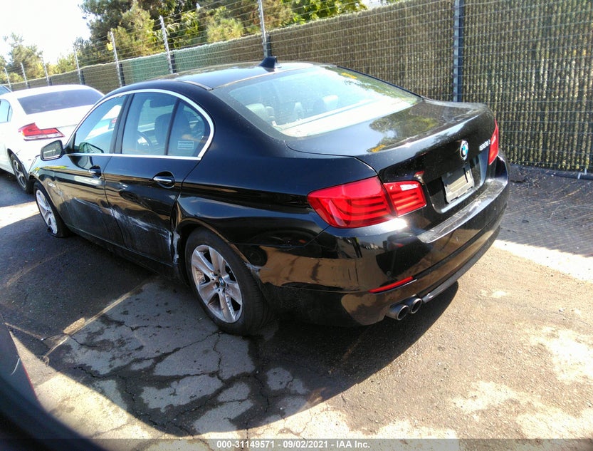 WBAFR1C51BDV82616