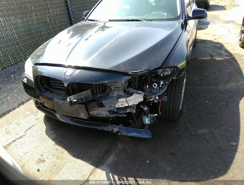 WBAFR1C51BDV82616