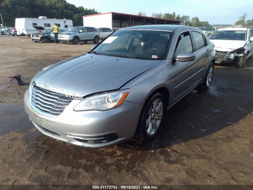 2013 Chrysler 200 Touring VIN: 1C3CCBBBXDN715024 Lot: 31172752