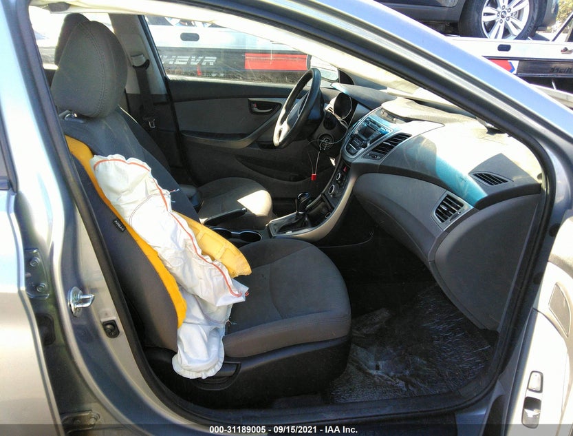 5NPDH4AE8GH725838