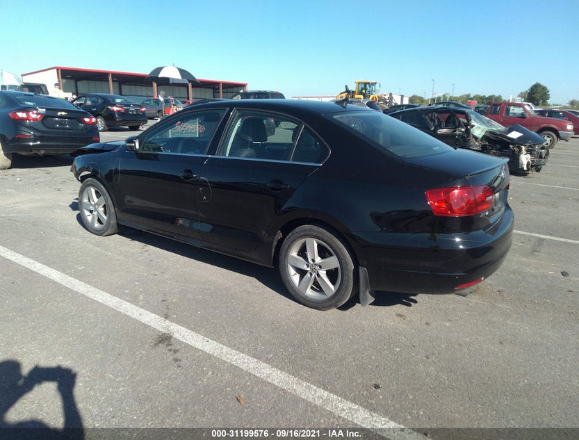 3VWLL7AJ6EM390642
