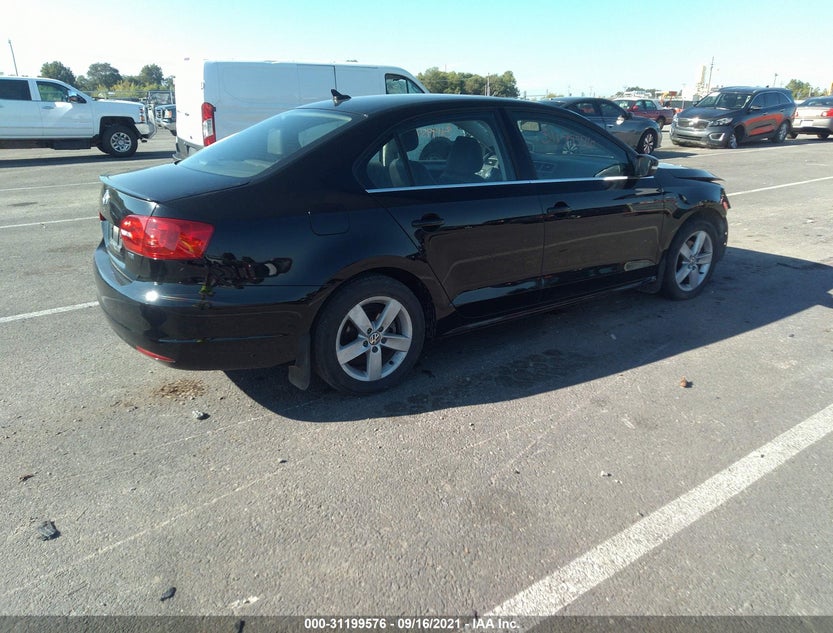 3VWLL7AJ6EM390642