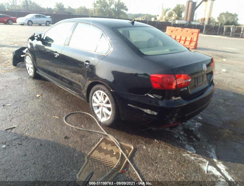 3VWDX7AJ9BM320010