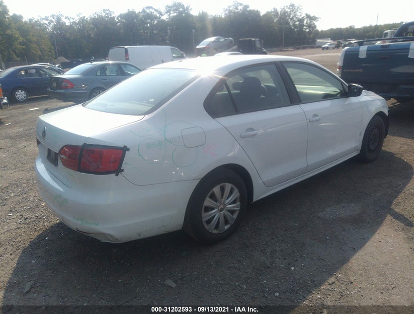 3VW2K7AJ9EM422255