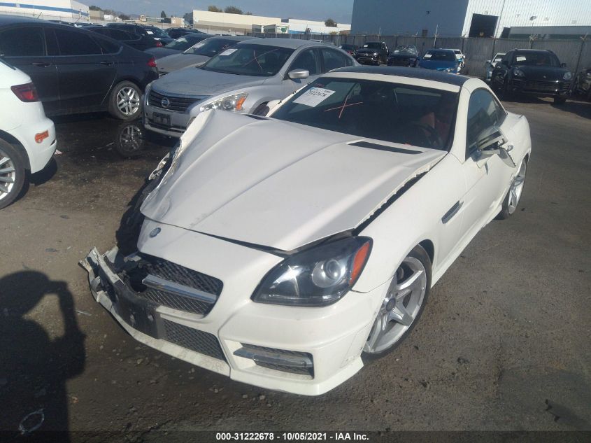 VIN WDDPK4HA8DF074000 2013 Mercedes-Benz SLK-Class,... no.2