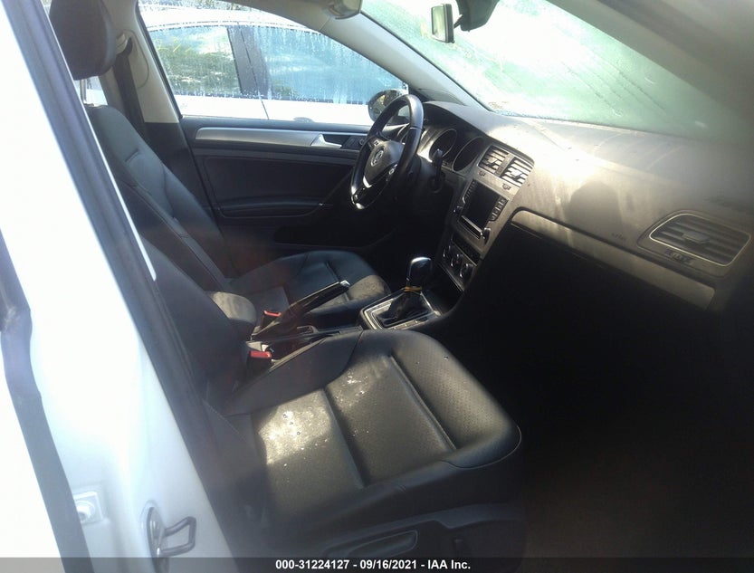 3VW217AU7HM029209